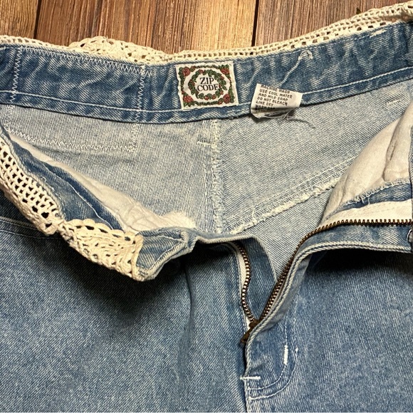 Vintage 90s Zip Code High Waist Lace Patchwork Jeans Size 9/10 Boho Chic - Picture 12 of 16
